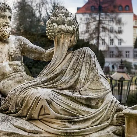 Im. Jana Pawla Ii Hotel