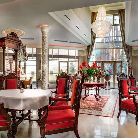 Im. Jana Pawla Ii Hotel 4*