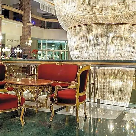 Hotel Im. Jana Pawla Ii 4*
