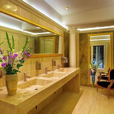 Hotel Im. Jana Pawla Ii 4*
