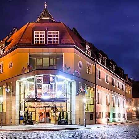 Hotel Im. Jana Pawla Ii 4*