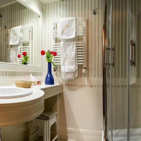 Im. Jana Pawla Ii Hotel Vratislav