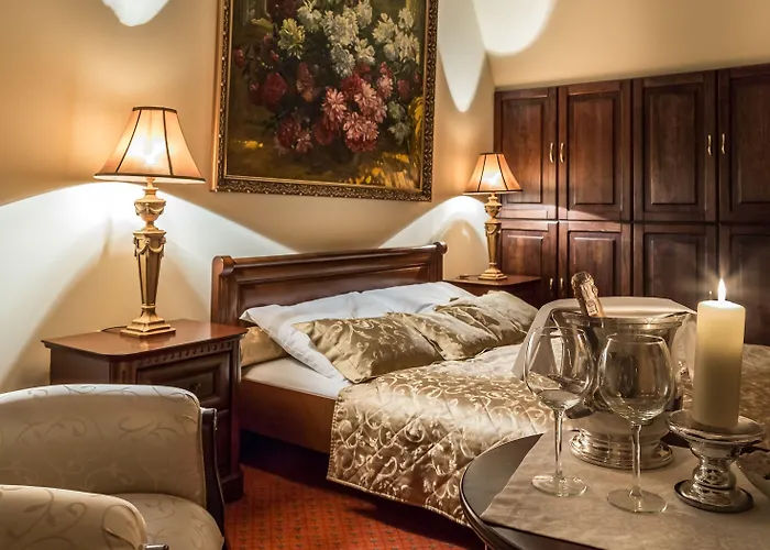 加纳帕拉二世国王酒店 4*